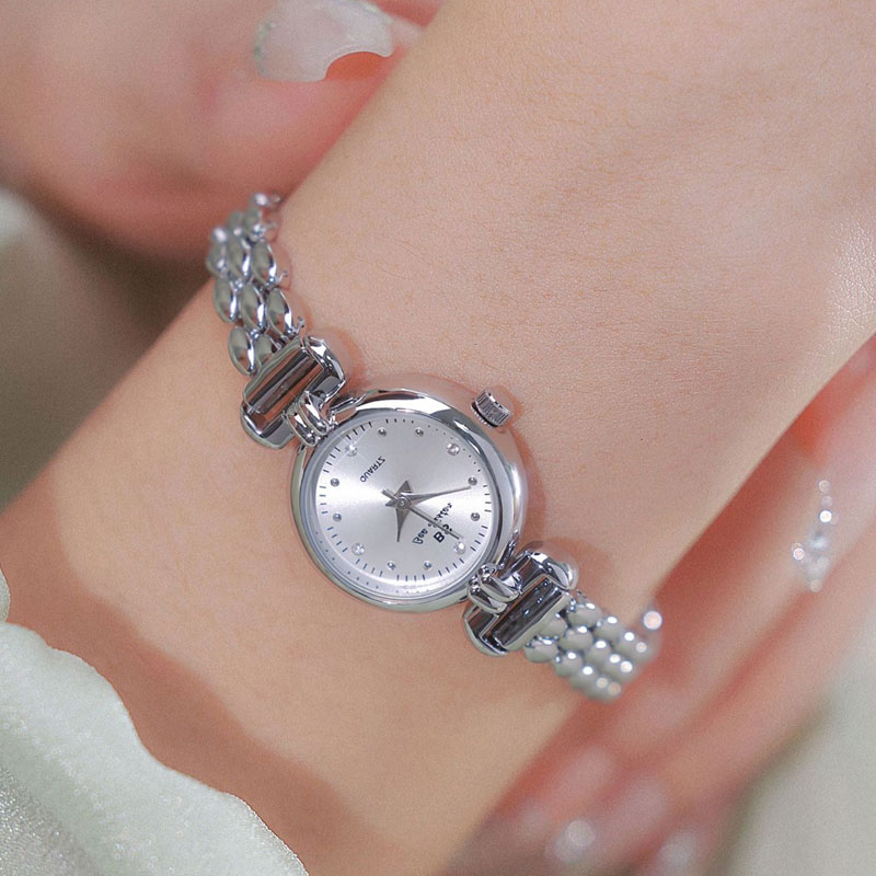 2024 New Luxury Ice Blue Silve - đánh giá và giá Luxury Watch Leather Strap