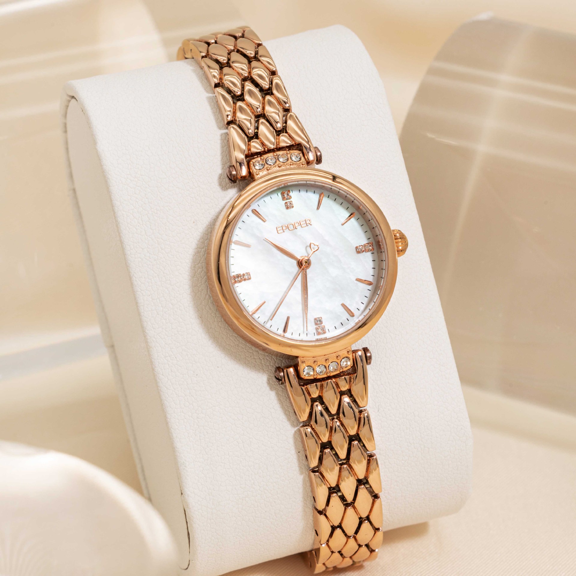 New stylish and luxurious watc - đánh giá và giá Luxury Watch Values