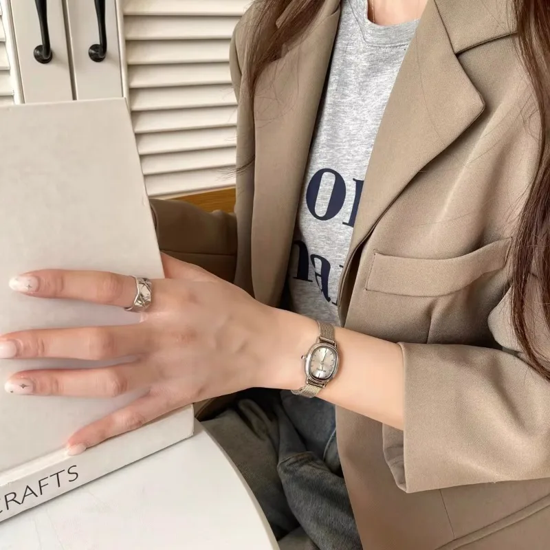 Small Oval Dial Green Watch Si - đánh giá và giá Luxury Watch Deals