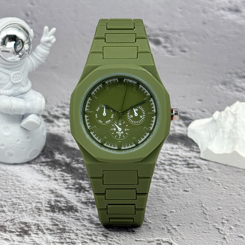 Famous Brand Fake Three-Eyed D - đánh giá và giá Luxury Watch Investment